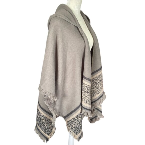 Hooded kimono sweater soft women's one size gray with frayed edges - Picture 2 of 7